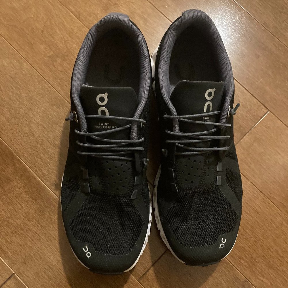 On Cloud Running Shoe sz. 7